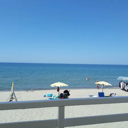 Casa Vacanze Un Sogno Al Mare Ferienhaus
